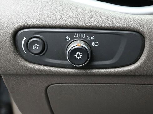 Used 2022 Chevrolet Malibu LS w/ Driver Confidence Package II image 15