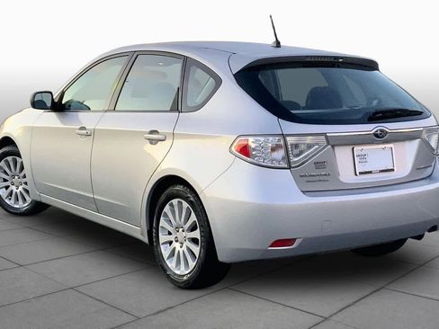 Used 2010 Subaru Impreza 2.5i Premium AWD/4WD image 10