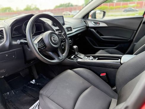 Used 2018 MAZDA MAZDA3 Sport FWD image 19