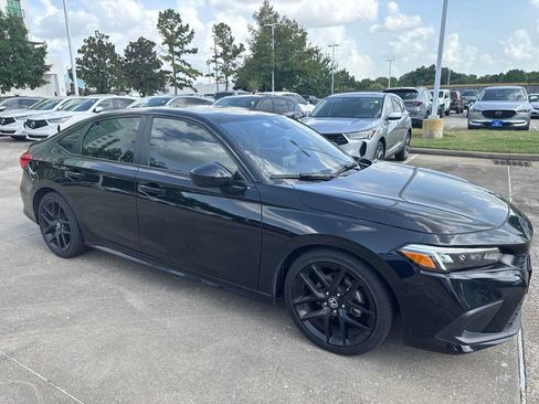 Used 2023 Honda Civic Sport image 5