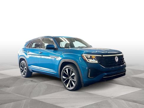 Certified 2024 Volkswagen Atlas Cross Sport SEL Premium R-Line AWD/4WD image 2