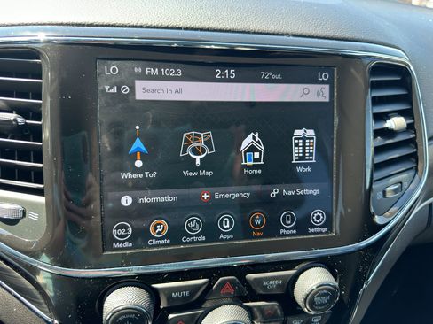 Used 2022 Jeep Grand Cherokee Limited image 26