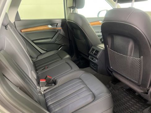 Certified 2023 Audi Q5 2.0T Premium w/ Convenience Package image 15