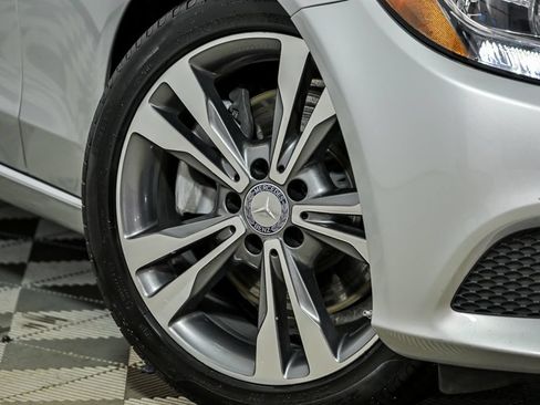 Used 2017 Mercedes-Benz C 300 Sedan image 3