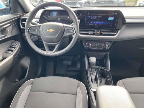 Used 2026 Chevrolet TrailBlazer LT FWD image 10