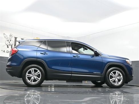 Used 2020 GMC Terrain SLE image 53