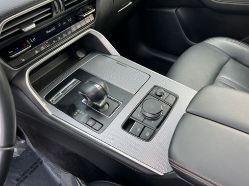 Used 2025 MAZDA CX-70 3.3 Turbo w/ Preferred Package image 37