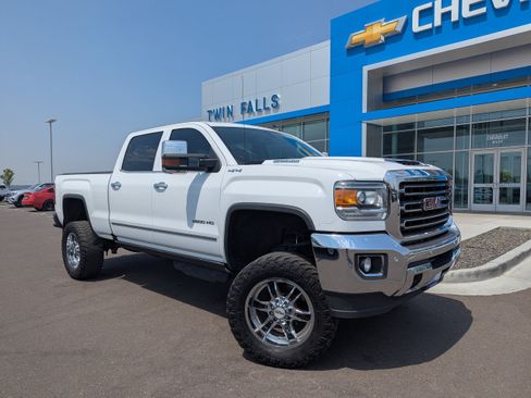 Used 2017 GMC Sierra 3500 SLT w/ Duramax Plus Package AWD/4WD image 1