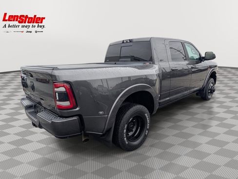 Used 2022 RAM 3500 Laramie AWD/4WD image 5