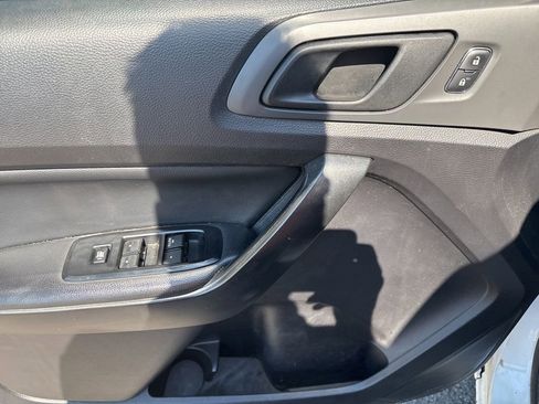 Used 2019 Ford Ranger XL w/ Equipment Group 101A Mid RWD image 8