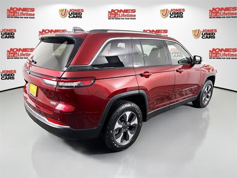 Used 2022 Jeep Grand Cherokee Limited 4xe image 19