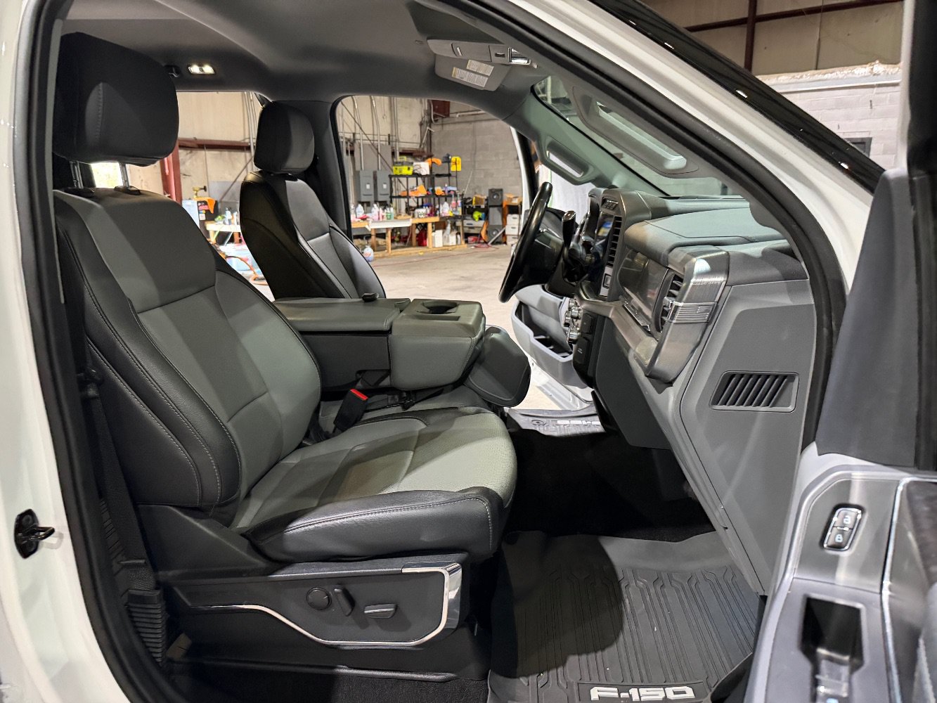 Used 2022 Ford F150 Lariat w/ Equipment Group 501A Mid AWD/4WD image 26