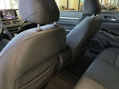Used 2021 Nissan Altima 2.5 SV FWD image 19
