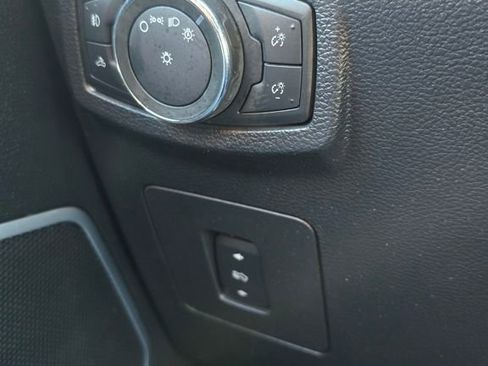 Used 2016 Ford F150 Limited w/ Trailer Tow Package image 23