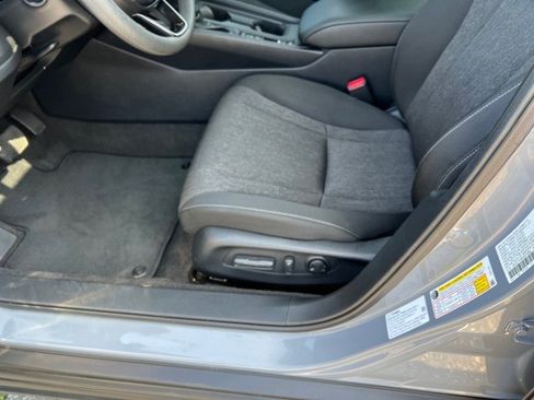 Used 2025 Honda Accord SE image 11
