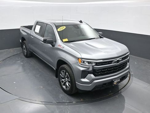Used 2024 Chevrolet Silverado 1500 RST AWD/4WD image 1