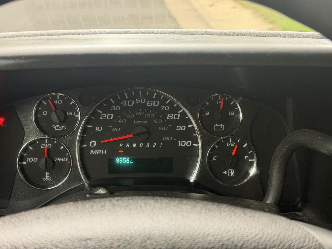 Used 2013 Chevrolet Express 1500 AWD image 21