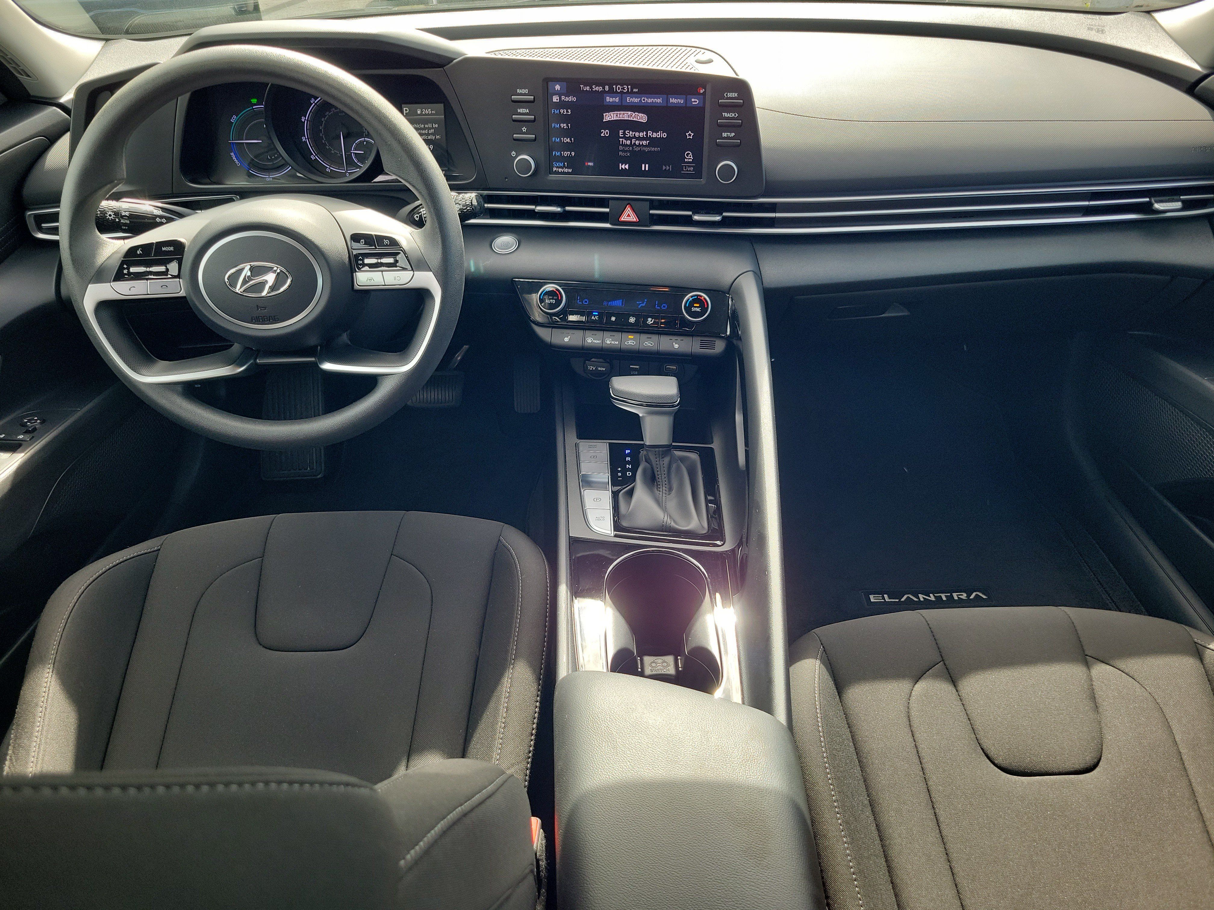 Used 2023 Hyundai Elantra Blue FWD image 11
