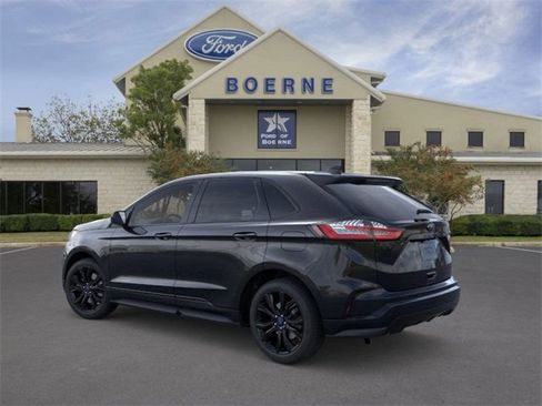 New 2024 Ford Edge SE w/ Black Appearance Package image 4