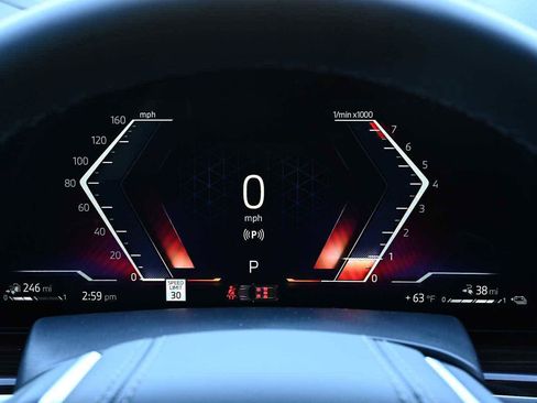 New 2026 BMW X5 xDrive50e w/ Premium Package image 9