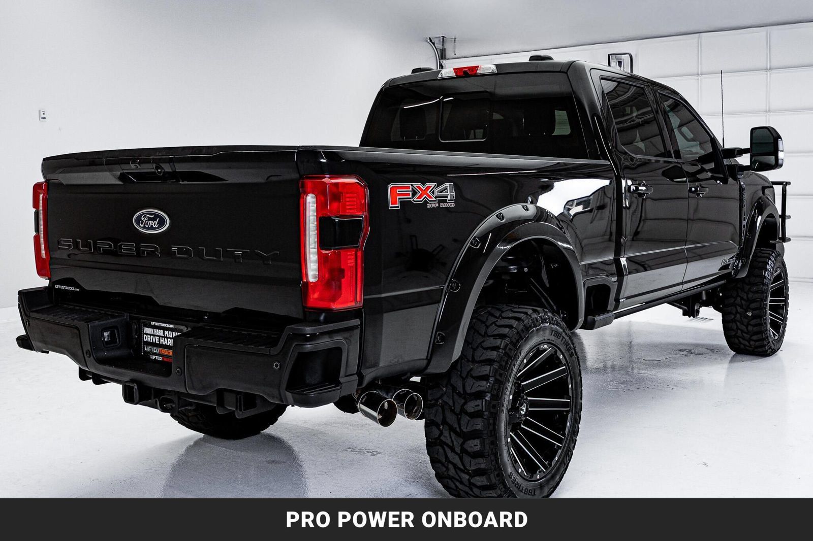 Used 2023 Ford F250 Lariat w/ Lariat Ultimate Package AWD/4WD image 9