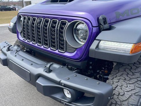 New 2026 Jeep Wrangler Unlimited Rubicon 392 w/ Quick Order Package 27X Moab AWD/4WD image 12