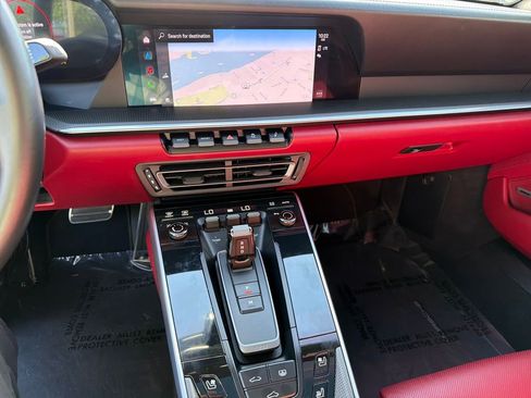 Used 2022 Porsche 911 Carrera image 50