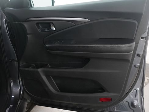 Used 2019 Honda Pilot EX-L image 9