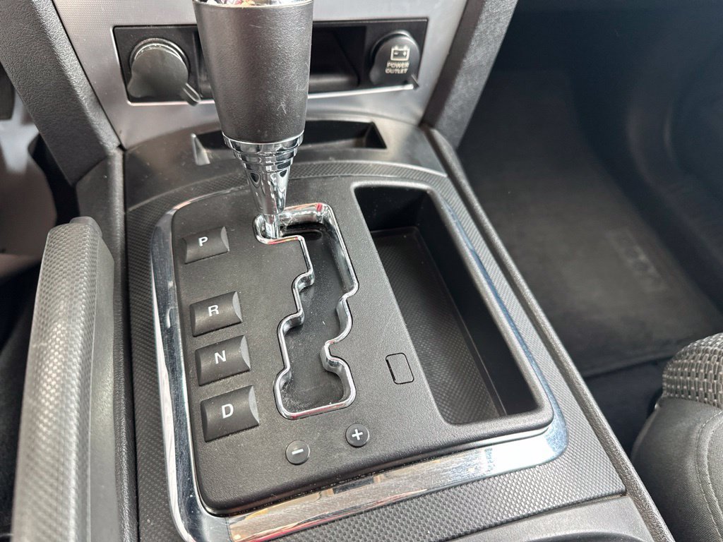 Used 2008 Jeep Commander Sport RWD image 10