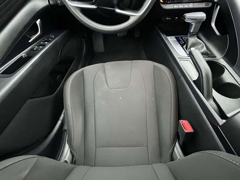Used 2022 Hyundai Elantra SEL w/ Cargo Package FWD image 13