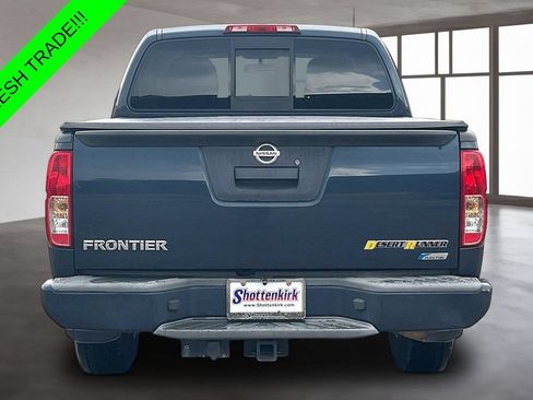 Used 2017 Nissan Frontier Desert Runner RWD image 5