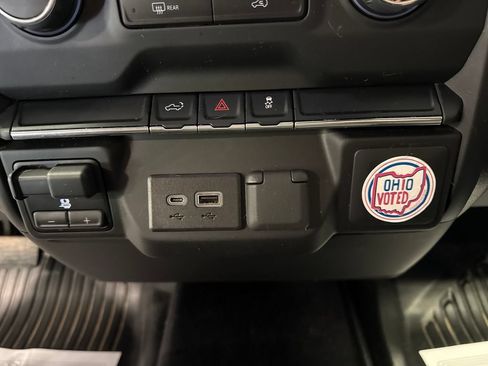 Used 2022 Chevrolet Silverado 3500 W/T AWD/4WD image 17