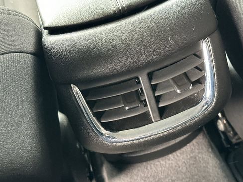 Used 2023 Chevrolet Malibu LT image 14