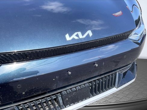 Used 2023 Kia EV6 Wind RWD image 28