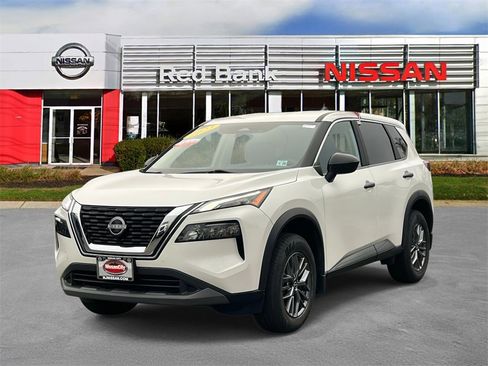 Certified 2023 Nissan Rogue S image 2