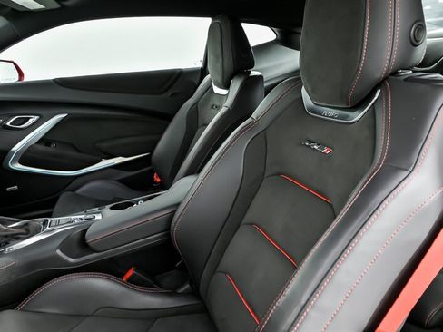 Used 2018 Chevrolet Camaro ZL1 RWD image 23