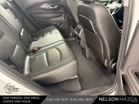 Used 2022 GMC Terrain SLT FWD image 38
