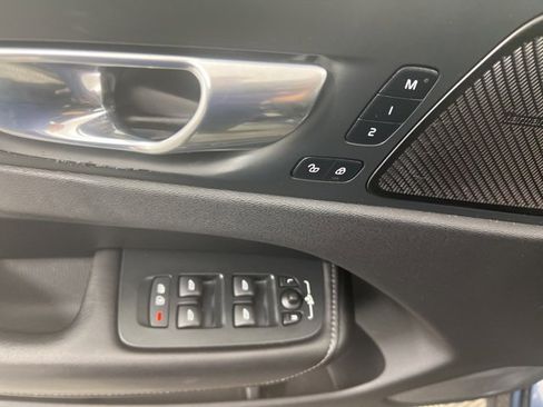 Used 2021 Volvo XC60 T5 Inscription w/ Protection Package Premier image 13