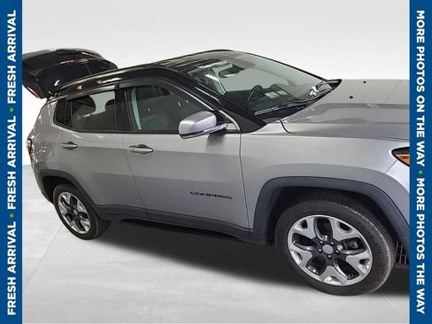 Used 2019 Jeep Compass Limited AWD/4WD image 1