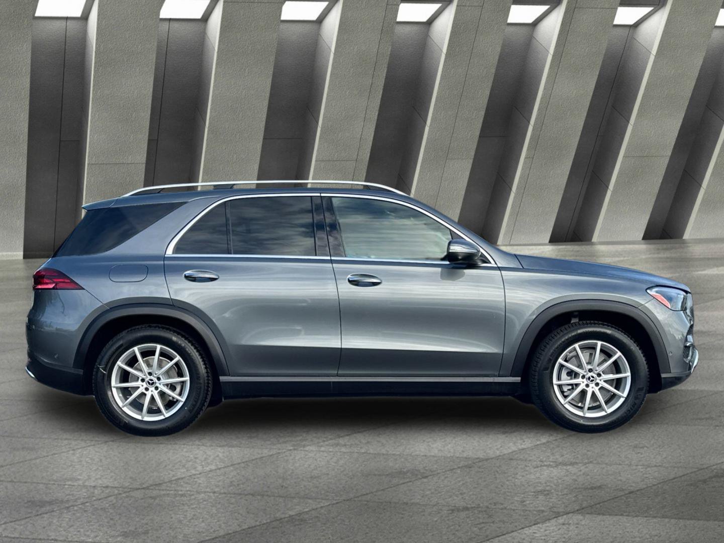 Certified 2026 Mercedes-Benz GLE 350 4MATIC image 3