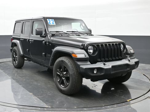 Used 2022 Jeep Wrangler Unlimited Sport AWD/4WD image 6