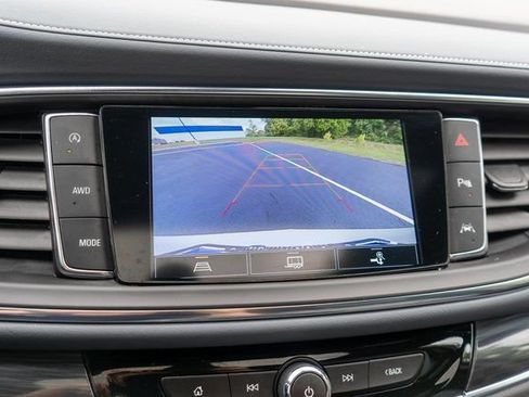 Used 2024 Buick Enclave Essence w/ Experience Buick Package AWD/4WD image 33