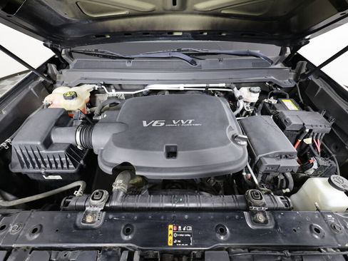 Used 2021 Chevrolet Colorado W/T w/ Custom Special Edition image 37