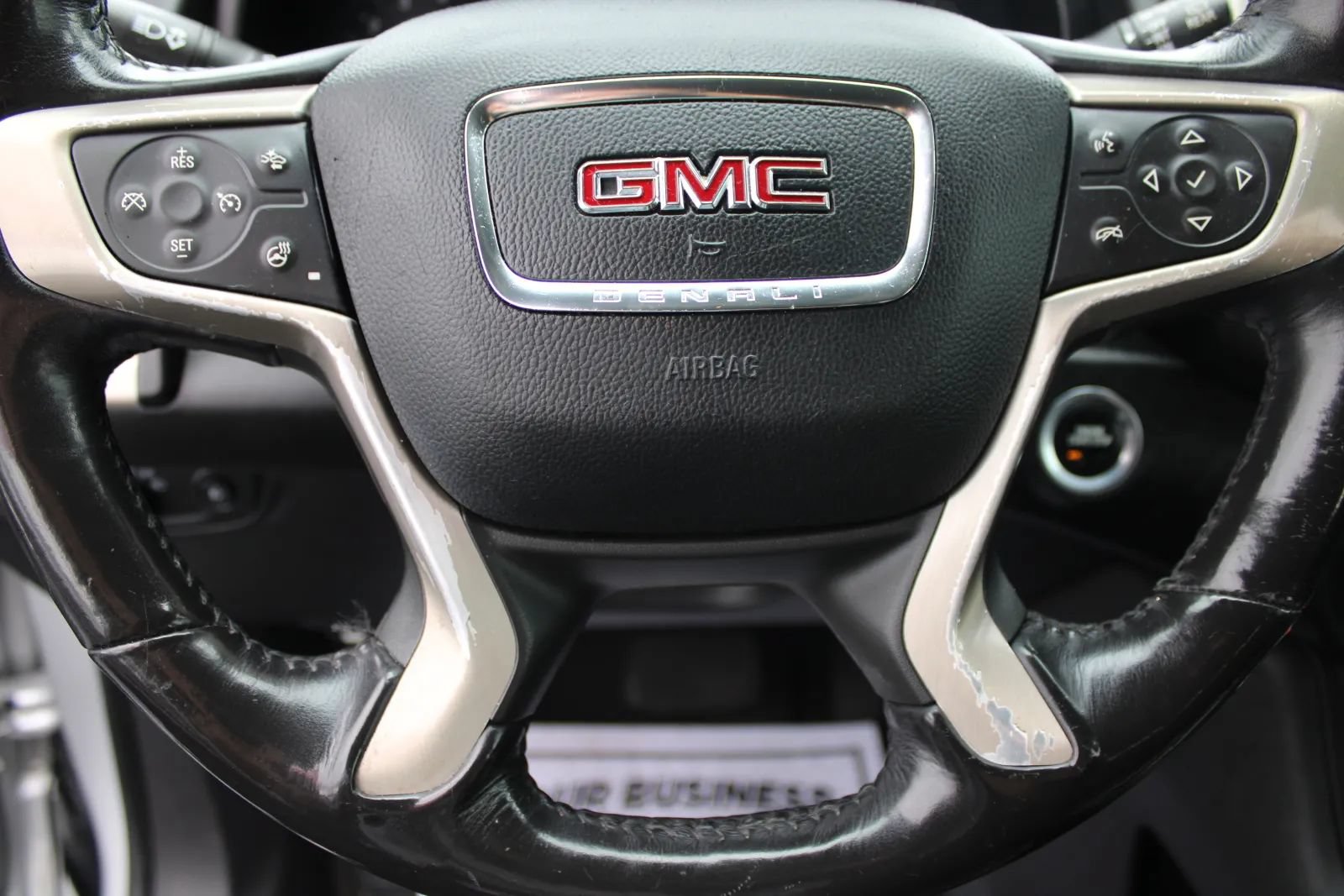 Used 2019 GMC Terrain Denali w/ Advanced Safety Package FWD image 16