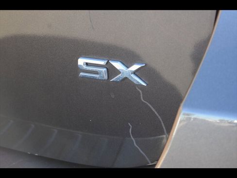 Used 2016 Kia Sedona SX image 53