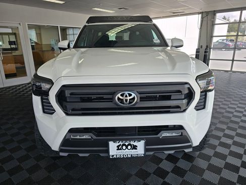 New 2026 Toyota Tacoma SR5 AWD/4WD image 10