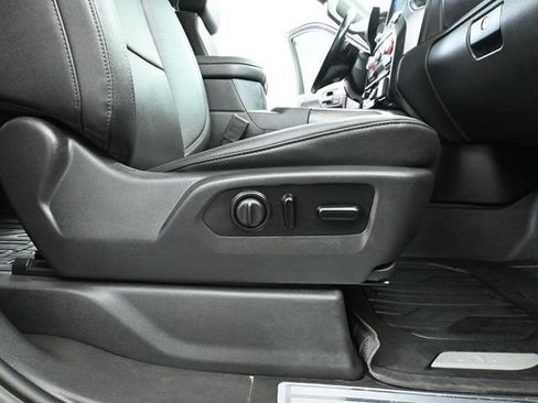 Used 2021 GMC Sierra 1500 SLT image 55