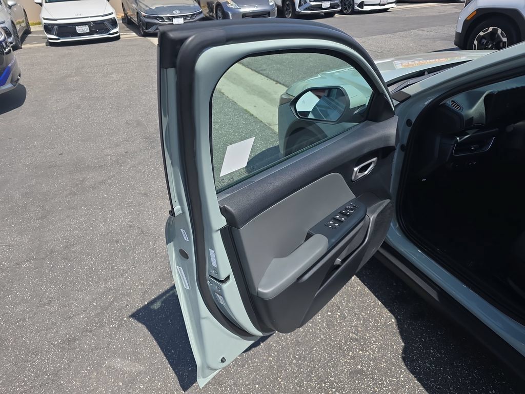 Used 2025 Kia K4 FWD image 10