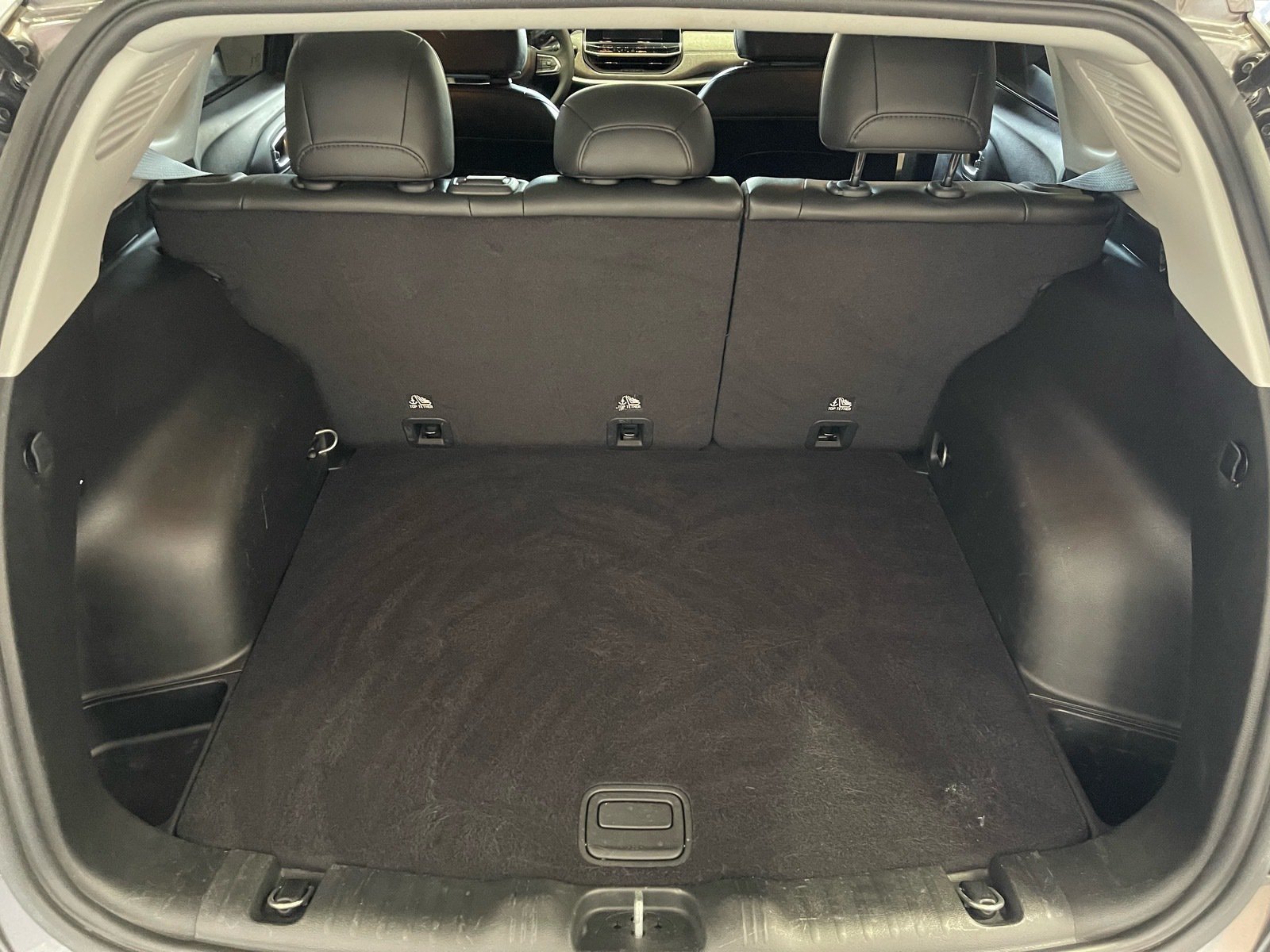 Used 2022 Jeep Compass Latitude FWD image 34