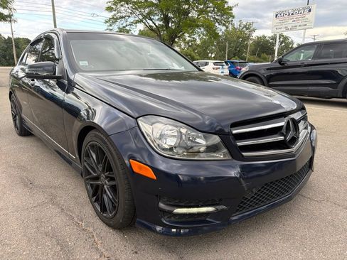 Used 2012 Mercedes-Benz C 300 4MATIC Sedan image 3